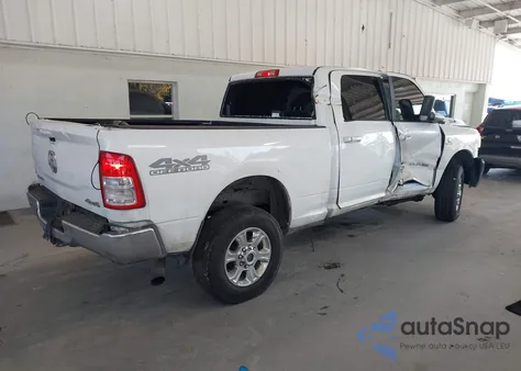 2021 Ram 2500 Big Horn 4X4 6'4 Box z USA, uszkodzony, nr VIN 3C6UR5DL1MG529698